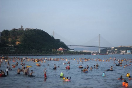 Ch.trình Biển Bãi Cháy : Hà Nội - Hạ Long - Tuần Châu