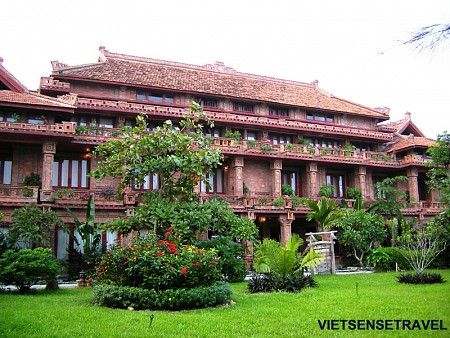 hành trình Biển Sầm Sơn: Vạn Chài Resort ( 3 Ngày 2 Đêm)