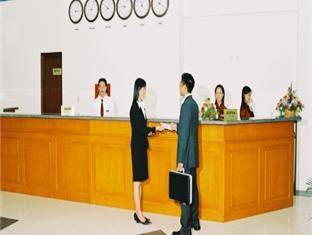 Khác Sạn Holiday View Cát Bà