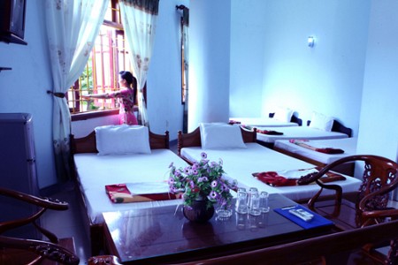 Khách sạn Công Đoàn Thiên Cầm