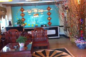 Khách Sạn Đông Hải Trà Cổ