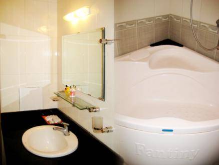 Khách sạn Đức Thành