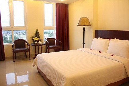 Khách sạn Grand Mango