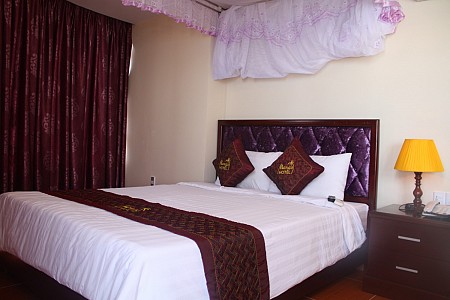 Khách sạn Grand Mango