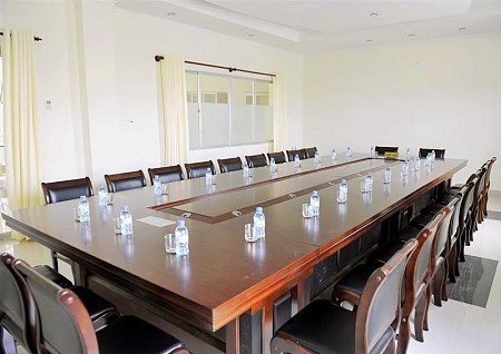 Khách Sạn Long Beach