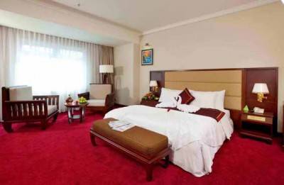 Khách Sạn Majestic Trà Cổ