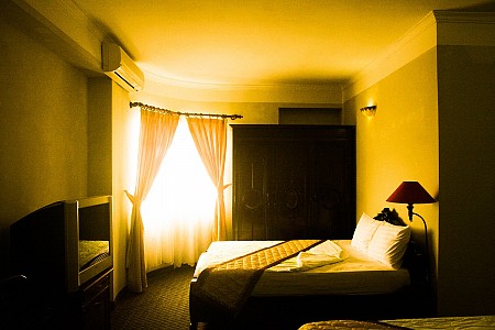 Khách sạn Sông La