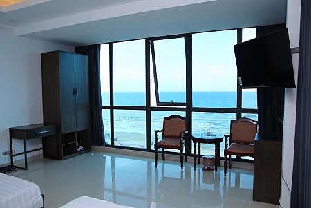 Khách sạn Sông La