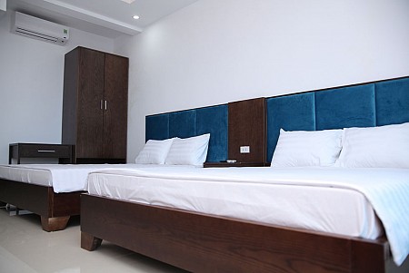 Khách sạn Sông La