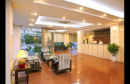 Khách sạn Starlet