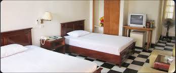 Khách sạn Vạn Thông