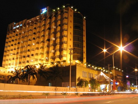 Khách Sạn Yasaka Sài Gòn