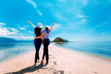 KHởi hành từ Hà Nội thăm quan Vinpearlland Dịp Lễ 30/4: