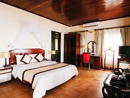 Lăng Cô Beach Resort