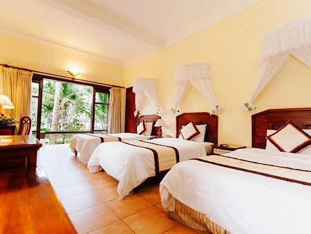 Lăng Cô Beach Resort