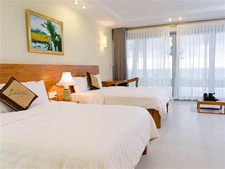 Lăng Cô Beach Resort