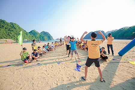 Khởi Hành Thứ 6 Hàng Tuần