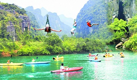 Chương trình Quảng Bình: Động Thiên Đường – Mộ Tướng Giáp – Biển Nhật Lệ - 3 Ngày