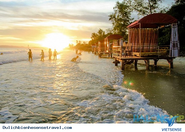 Bãi biển Vàn Chải - đảo Cô Tô, Quảng Ninh Bãi biển Vàn Chải - đảo Cô Tô, Quảng Ninh