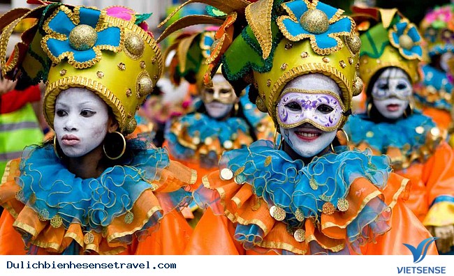 Lý do bạn nên chọn Hạ Long làm điểm đến trong kỳ nghỉ lễ 30/4 – 1/5 - Ảnh 1