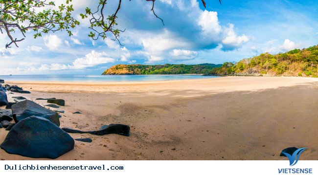 Top 10 thiên đường thăm quan, trải nghiệm
biển miền nam hot nhất hè 2025 - Ảnh 11 Top 10 thiên đường thăm quan, trải nghiệm
biển miền nam hot nhất hè 2025 - Ảnh 11