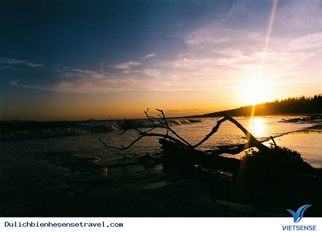 Khám Phá Bãi Biển Trữ Tình Nhất Việt Nam - Ảnh 2 Khám Phá Bãi Biển Trữ Tình Nhất Việt Nam - Ảnh 2