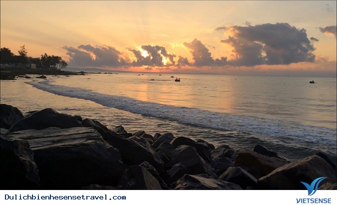 5 bãi biển có bình minh đẹp nhất Việt Nam - Ảnh 6