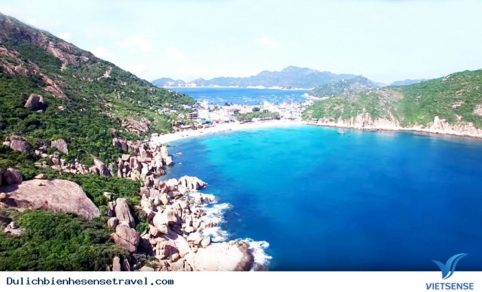 Top 10 thiên đường biển đảo lý tưởng cho dịp nghỉ lễ 30/4 và 1/5 - Phần 1 - Ảnh 6 Top 10 thiên đường biển đảo lý tưởng cho dịp nghỉ lễ 30/4 và 1/5 - Phần 1 - Ảnh 6