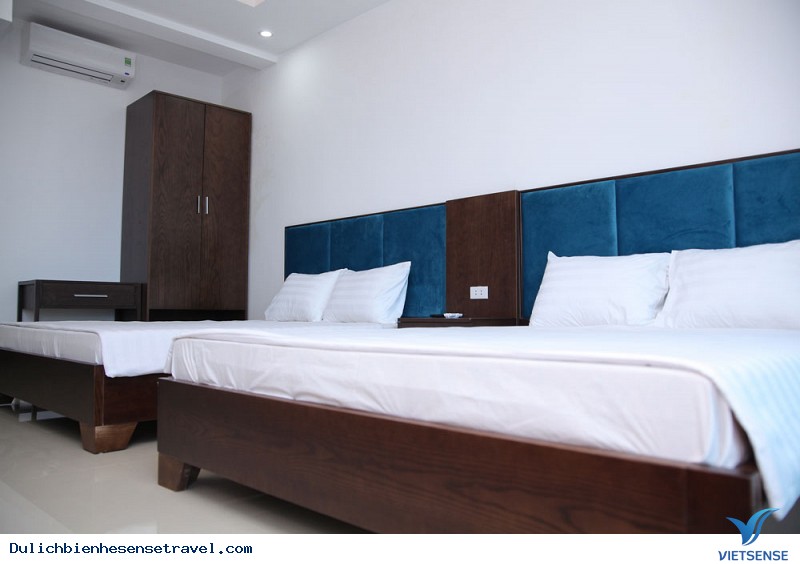 Khách sạn Sông La