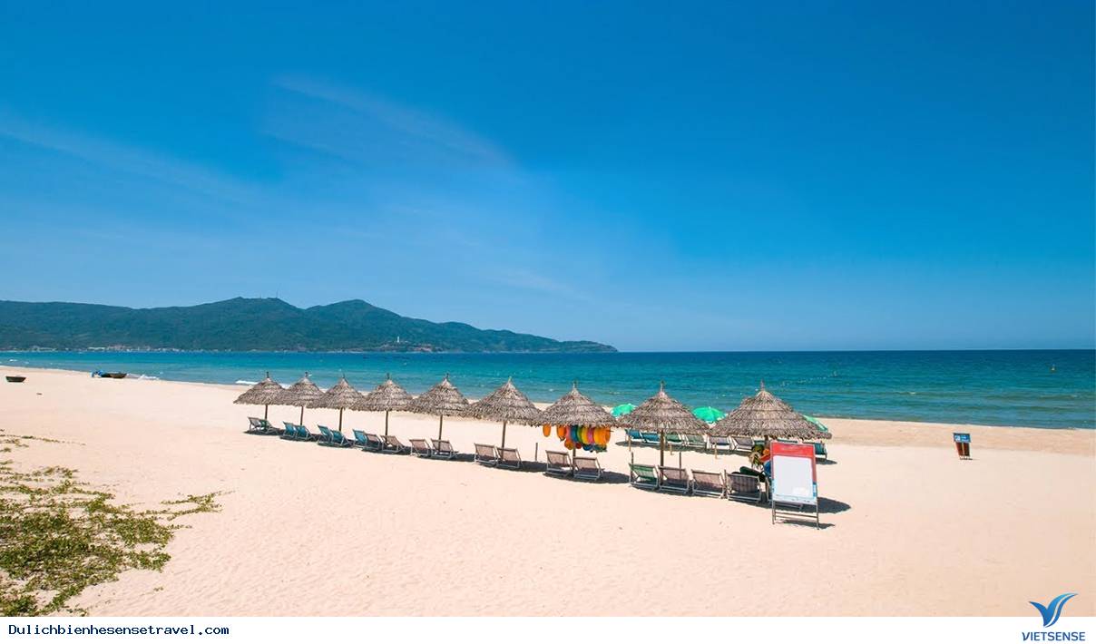 Bơi lội và tắm nắng