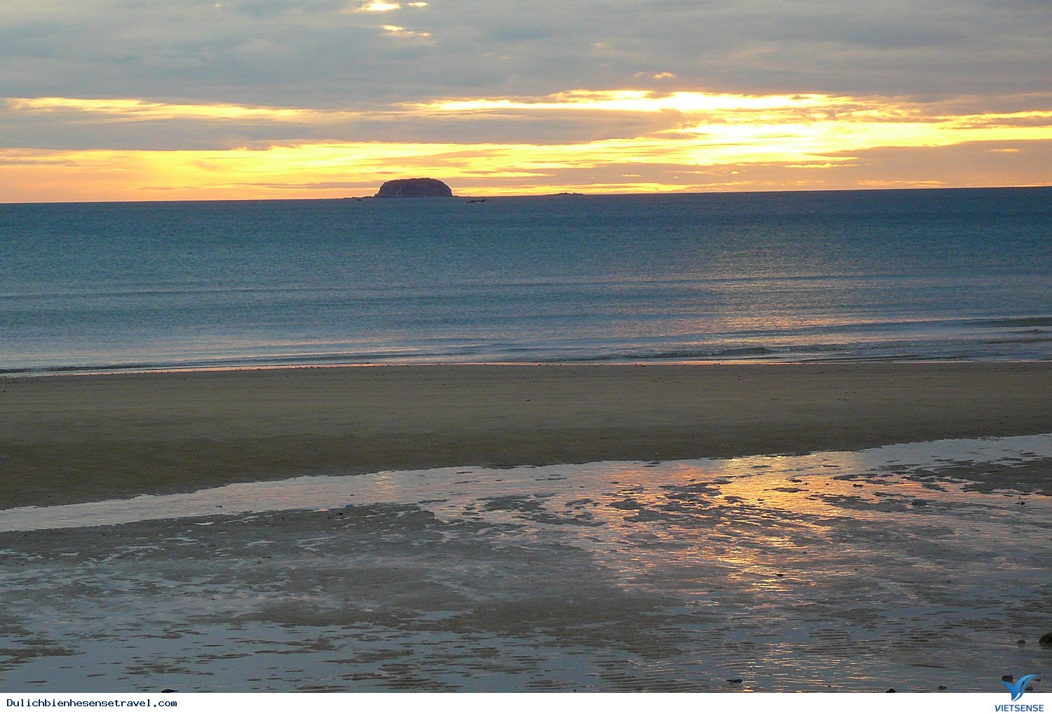 Các điểm đến vui chơi giải trí tại biển Thiên Cầm - Ảnh 2 Các điểm đến vui chơi giải trí tại biển Thiên Cầm - Ảnh 2