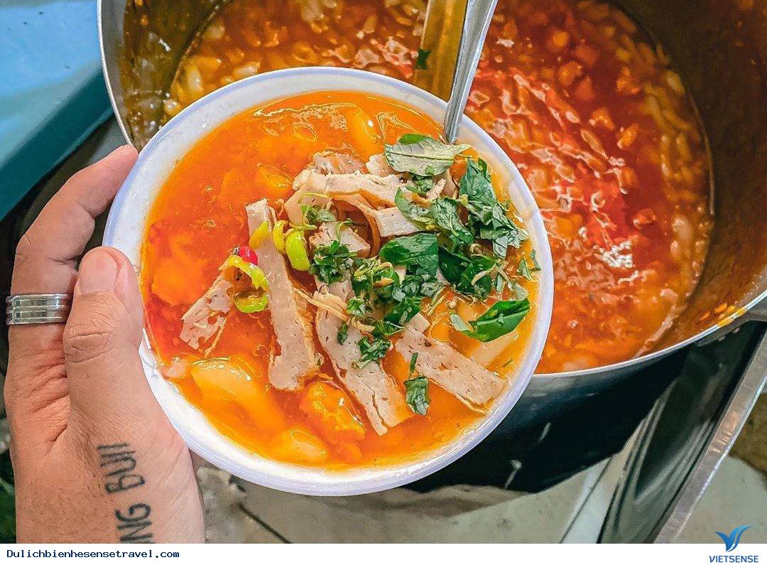 Quán bánh canh nổi tiếng ở Huế Quán bánh canh nổi tiếng ở Huế