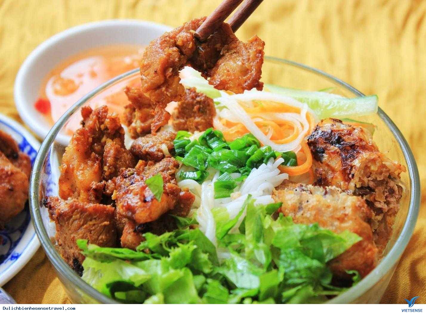 Quán bún thịt nướng ở Huế Quán bún thịt nướng ở Huế