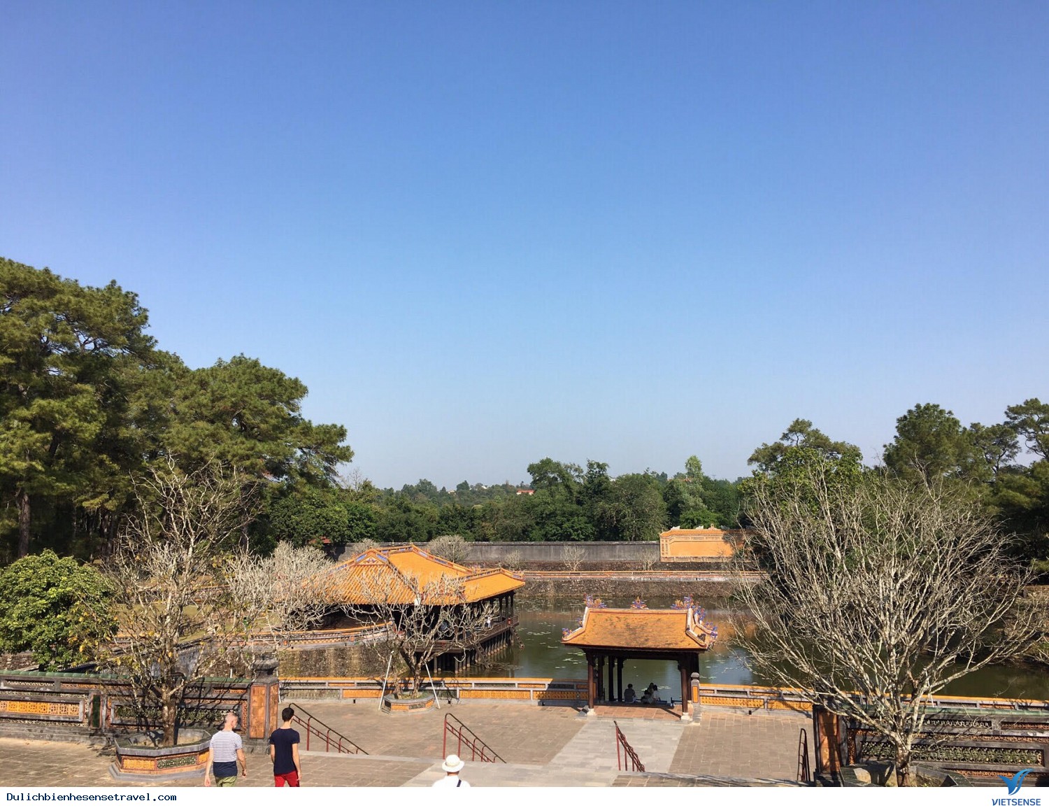 Quần thể các lăng vua nhà Nguyễn - Ảnh 3 Quần thể các lăng vua nhà Nguyễn - Ảnh 3