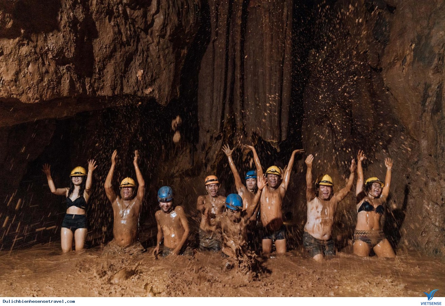 Suối Nước Moọc, Sông Chày, Hang Tối – Sức Hấp Dẫn Mới Của
 Quảng Bình - Ảnh 8