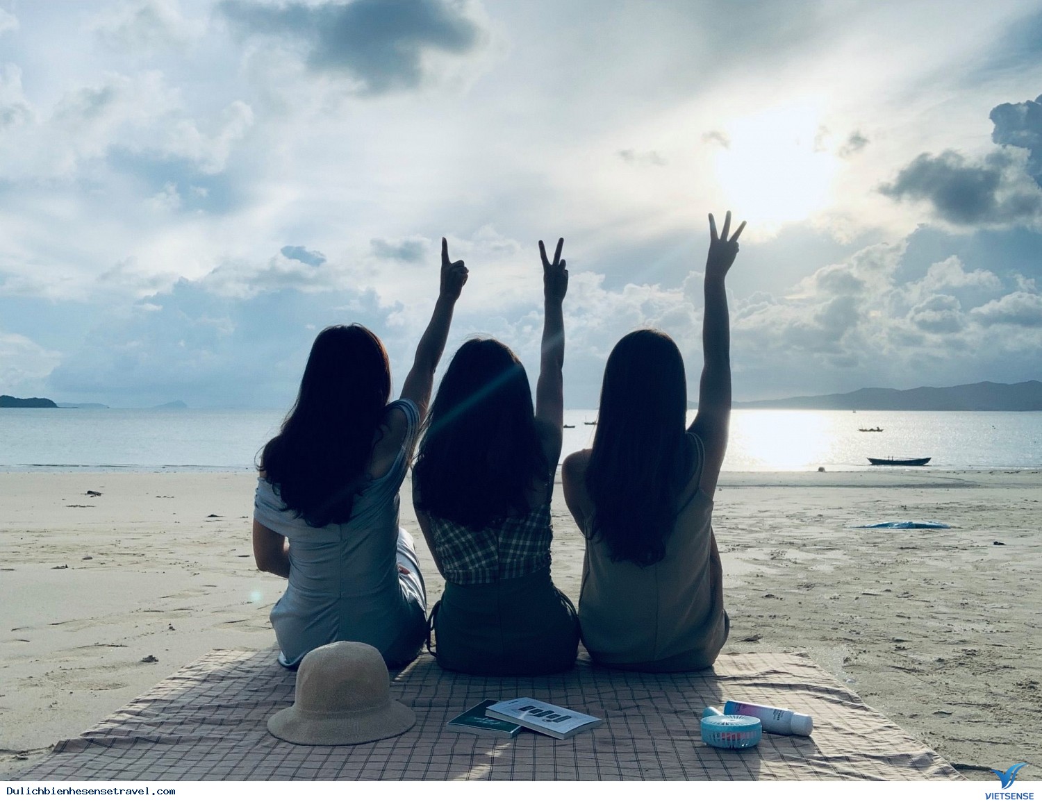 Khởi Hành Thứ 6 Hàng Tuần - Ảnh 1 Khởi Hành Thứ 6 Hàng Tuần - Ảnh 1