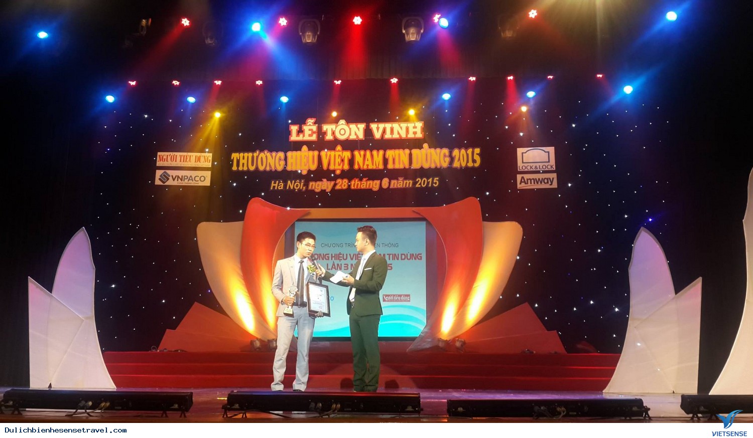 VietSense Travel vinh dự được tôn vinh Thương Hiệu Việt Nam Tin Dùng 2015 - Ảnh 4 VietSense Travel vinh dự được tôn vinh Thương Hiệu Việt Nam Tin Dùng 2015 - Ảnh 4