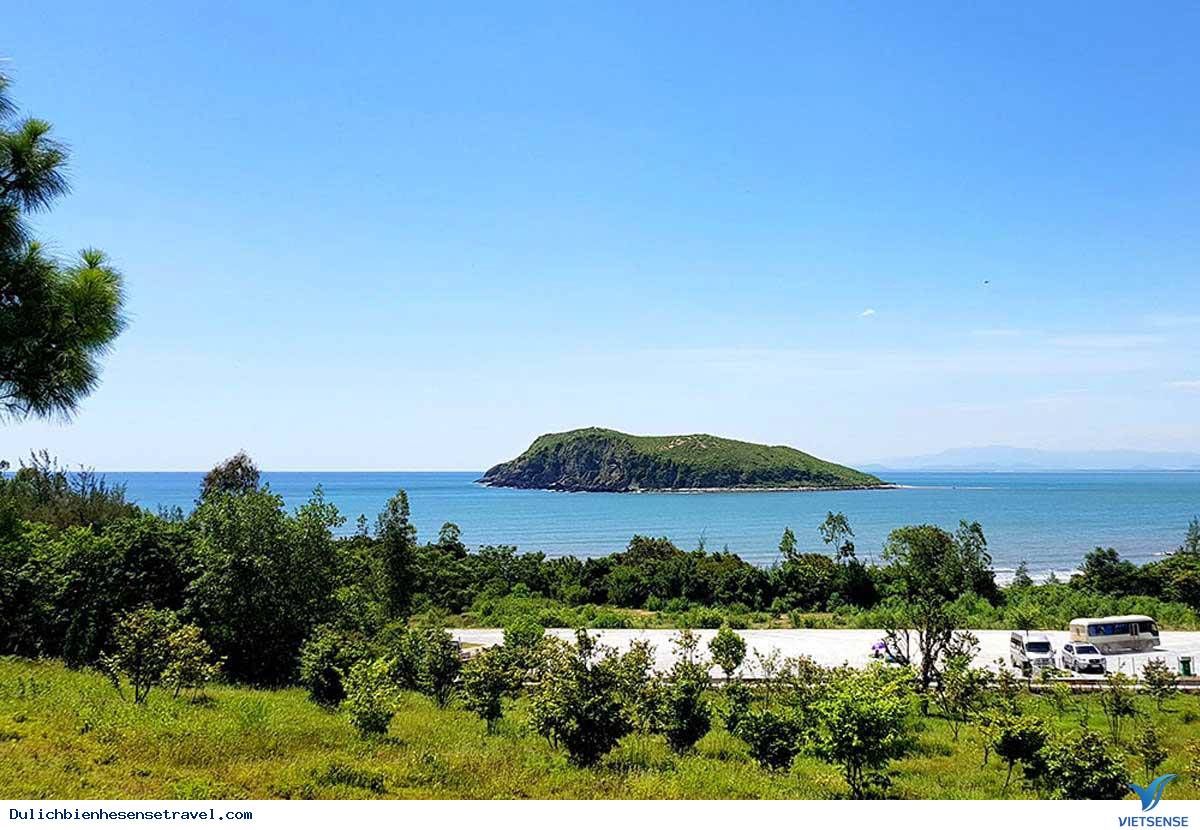 Vũng Chùa - Đảo Yến Vũng Chùa - Đảo Yến